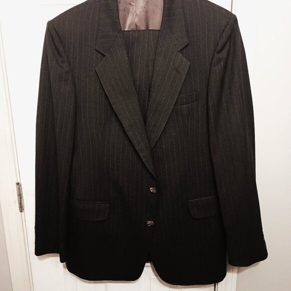 Adolfo Men 2 Piece Grayish Brown Suit - Picture 3 of 16